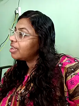 zara-mallus online show from September 22, 2025, 7:05 pm