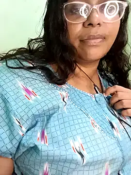 zara-mallus online show from September 29, 2025, 8:24 pm