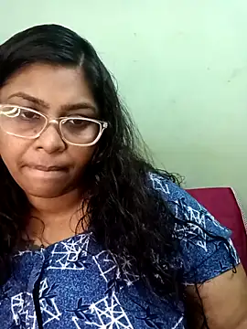 zara-mallus online show from October 3, 2025, 7:00 pm