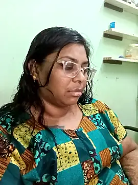 zara-mallus online show from October 7, 2025, 8:06 pm