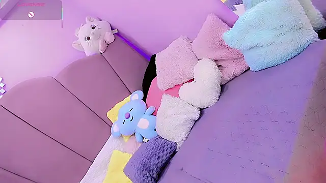 ShantyMillan online show from November 29, 2025, 12:52 pm