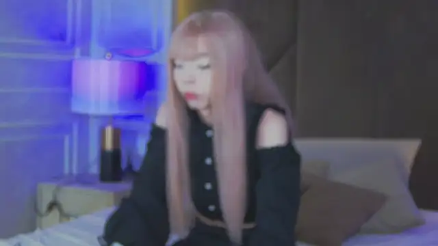 Evelyn Neal online show from October 17, 2025, 4:20 pm