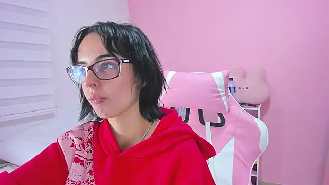 Snapshot of alexaa_fox chatting on September 9, 2025, 5:07 am alexaa fox online show from September 9, 2025, 5:07 am