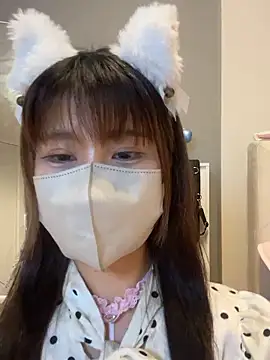 Snapshot of -Nyanko-chan- chatting on July 24, 2026, 11:08 am -Nyanko-chan- online show from July 24, 2026, 11:08 am