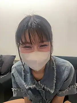 Snapshot of -Nyanko-chan- chatting on July 28, 2026, 11:17 am -Nyanko-chan- online show from July 28, 2026, 11:17 am