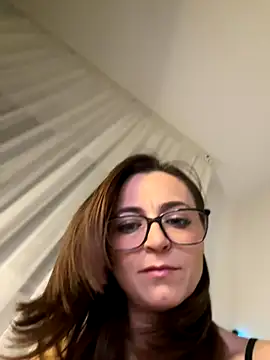 ClaireCrazy online show from October 24, 2025, 3:58 am