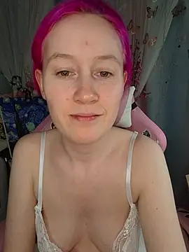 Fuzzy Unicorn online show from May 9, 2026, 8:03 pm