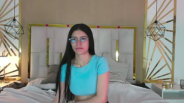 maddy jaclsonw online show from September 9, 2025, 12:26 pm
