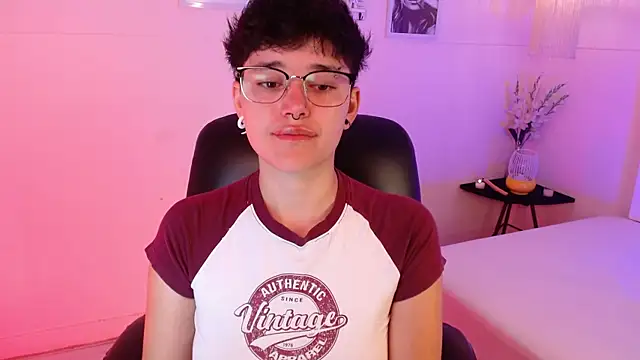 jeroharper online show from November 25, 2025, 4:07 pm