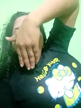 Hotty-couple063 online show from September 28, 2025, 6:24 pm