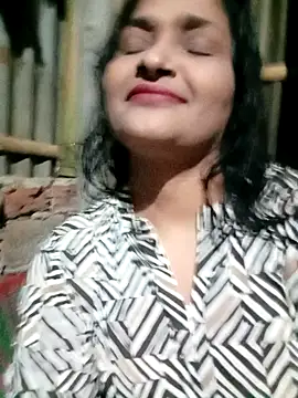 Hotty-couple063 online show from October 26, 2025, 4:46 pm