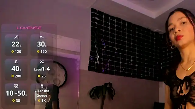 klariz09 online show from December 18, 2025, 7:53 pm