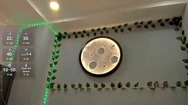 klariz09 online show from January 17, 2026, 8:12 pm