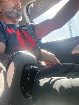 tattedNitalian online show from November 3, 2025, 3:46 pm