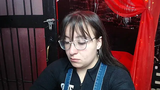 Snapshot of mia_778 chatting on September 17, 2025, 1:35 pm mia 778 online show from September 17, 2025, 1:35 pm