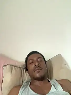 Snapshot of bigdklay chatting on April 9, 2026, 2:11 am bigdklay online show from April 9, 2026, 2:11 am