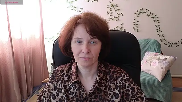Lia Tito online show from May 23, 2026, 5:56 am