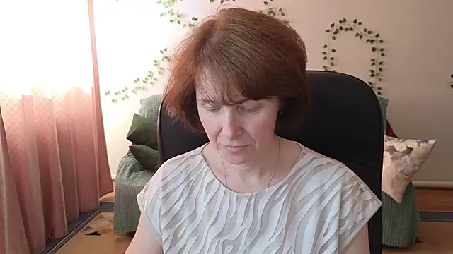 Lia Tito online show from June 12, 2026, 6:34 am