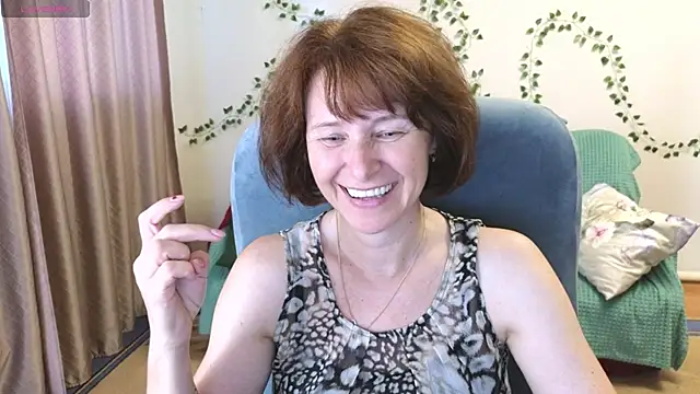 Lia Tito online show from August 4, 2026, 12:41 pm
