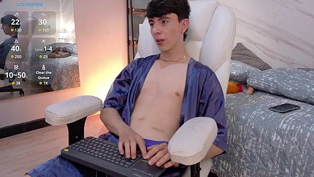 mathias saenz online show from March 24, 2026, 7:41 pm