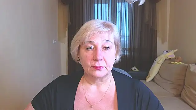 Snapshot of Milana_Milky chatting on February 15, 2026, 6:10 am Milana Milky online show from February 15, 2026, 6:10 am