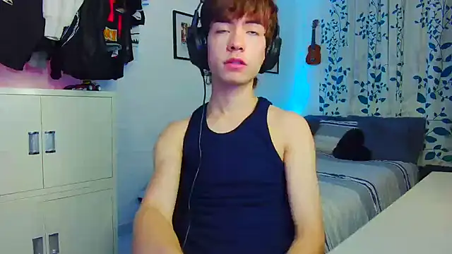 Tonerii online show from September 10, 2025, 2:22 am