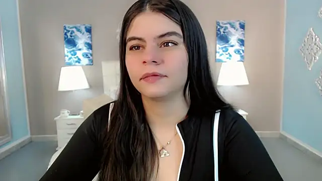 maddissonivanova online show from November 25, 2025, 2:28 pm