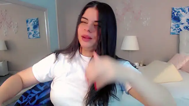 maddissonivanova online show from February 12, 2026, 7:09 pm