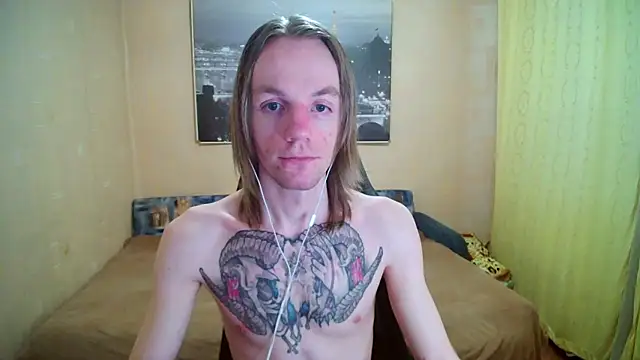 AdamDickens online show from October 23, 2025, 9:02 pm