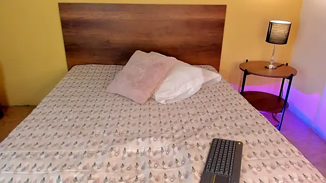 CamilleGrace online show from March 19, 2026, 1:04 pm