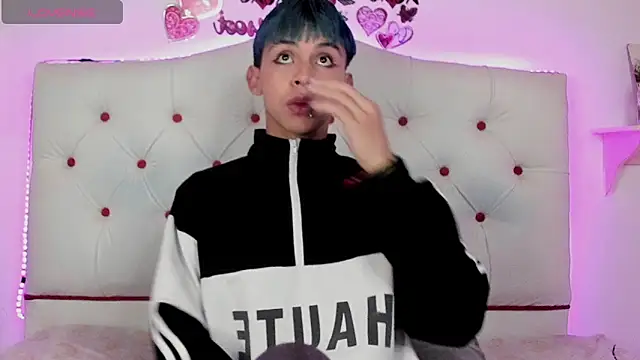 Snapshot of Princeapolo_anki chatting on September 24, 2025, 3:04 pm Princeapolo anki online show from September 24, 2025, 3:04 pm