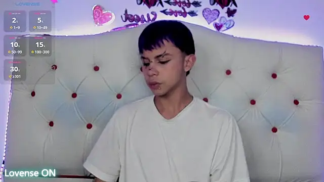 Snapshot of Princeapolo_anki chatting on October 7, 2025, 8:50 pm Princeapolo anki online show from October 7, 2025, 8:50 pm