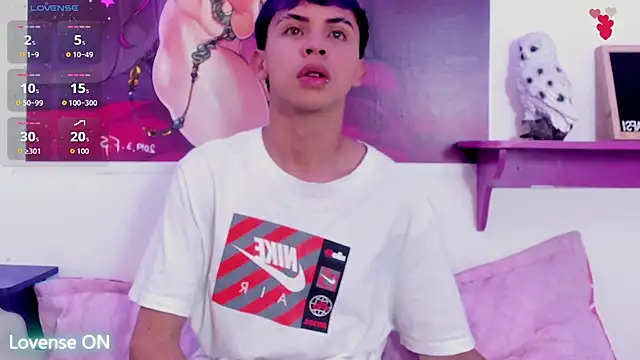 Snapshot of Princeapolo_anki chatting on October 11, 2025, 2:48 pm Princeapolo anki online show from October 11, 2025, 2:48 pm