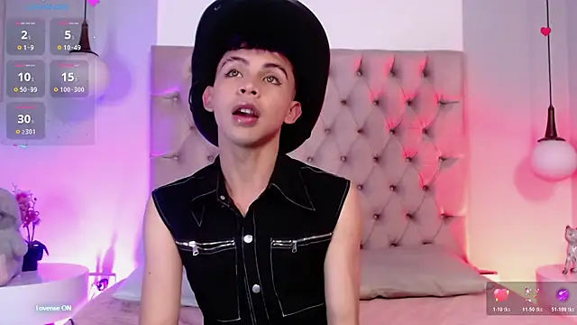 Snapshot of Princeapolo_anki chatting on October 28, 2025, 7:49 pm Princeapolo anki online show from October 28, 2025, 7:49 pm