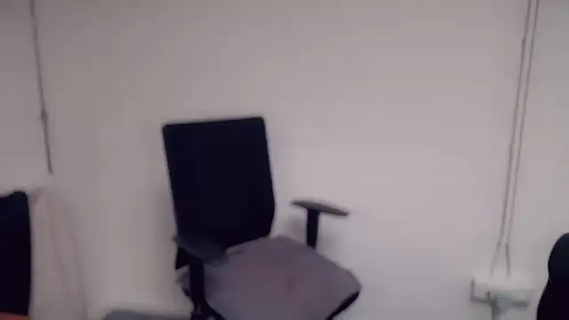 Snapshot of ElizaAndrea chatting on September 14, 2025, 2:16 pm ElizaAndrea online show from September 14, 2025, 2:16 pm