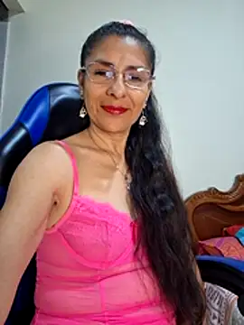 Natasha 50 online show from May 9, 2026, 3:34 am