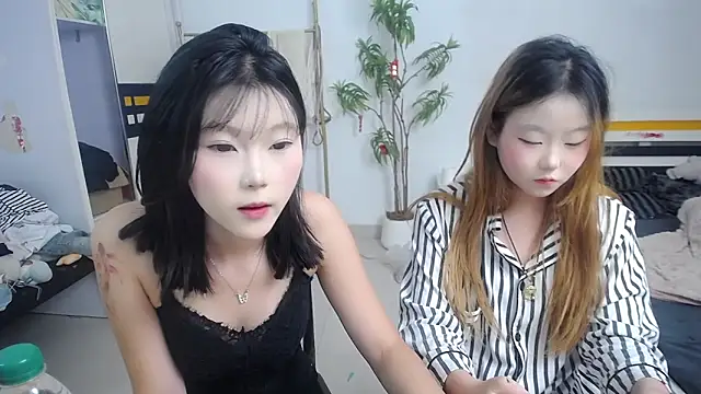 Snapshot of Babygirls523 chatting on September 27, 2025, 4:45 pm Babygirls523 online show from September 27, 2025, 4:45 pm