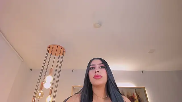 LeahLombardi  online show from October 2, 2025, 3:02 am