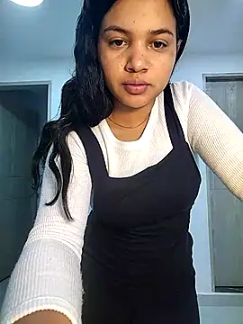 Eimy-04 online show from October 25, 2025, 12:51 am