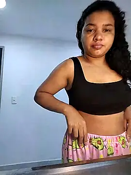 Eimy-04 online show from November 11, 2025, 5:02 pm