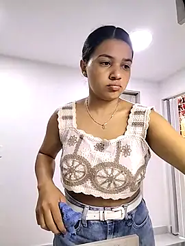 Eimy-04 online show from July 23, 2026, 8:18 pm