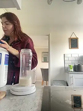 jasminebrooksx online show from October 27, 2025, 9:35 am