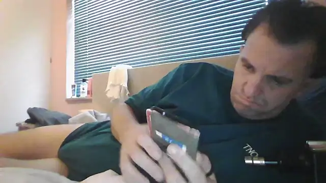 Snapshot of JasperGeil chatting on September 25, 2025, 5:05 pm JasperGeil online show from September 25, 2025, 5:05 pm