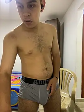 Snapshot of dominant_boy77 chatting on September 26, 2025, 3:54 am dominant boy77 online show from September 26, 2025, 3:54 am