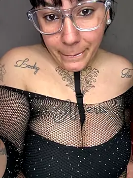 Snapshot of valen1891 chatting on October 7, 2025, 1:14 am valen1891 online show from October 7, 2025, 1:14 am