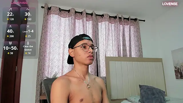 tristan gold online show from September 18, 2025, 3:25 pm