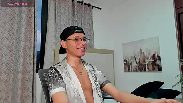 tristan gold online show from September 21, 2025, 10:44 pm