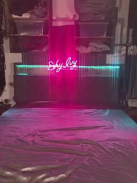 Shy Ivy online show from September 26, 2025, 8:24 pm