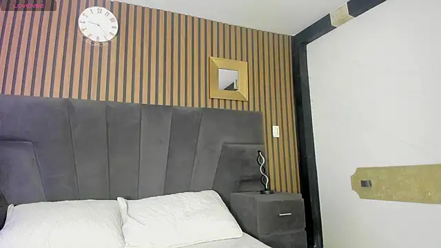 Snapshot of CleoWhite chatting on September 19, 2025, 5:53 am CleoWhite online show from September 19, 2025, 5:53 am