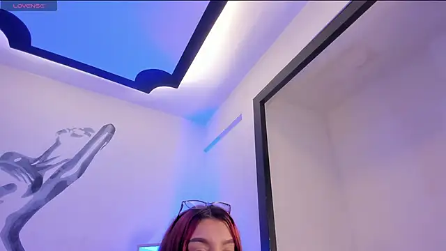 CleoWhite online show from February 1, 2026, 8:07 pm